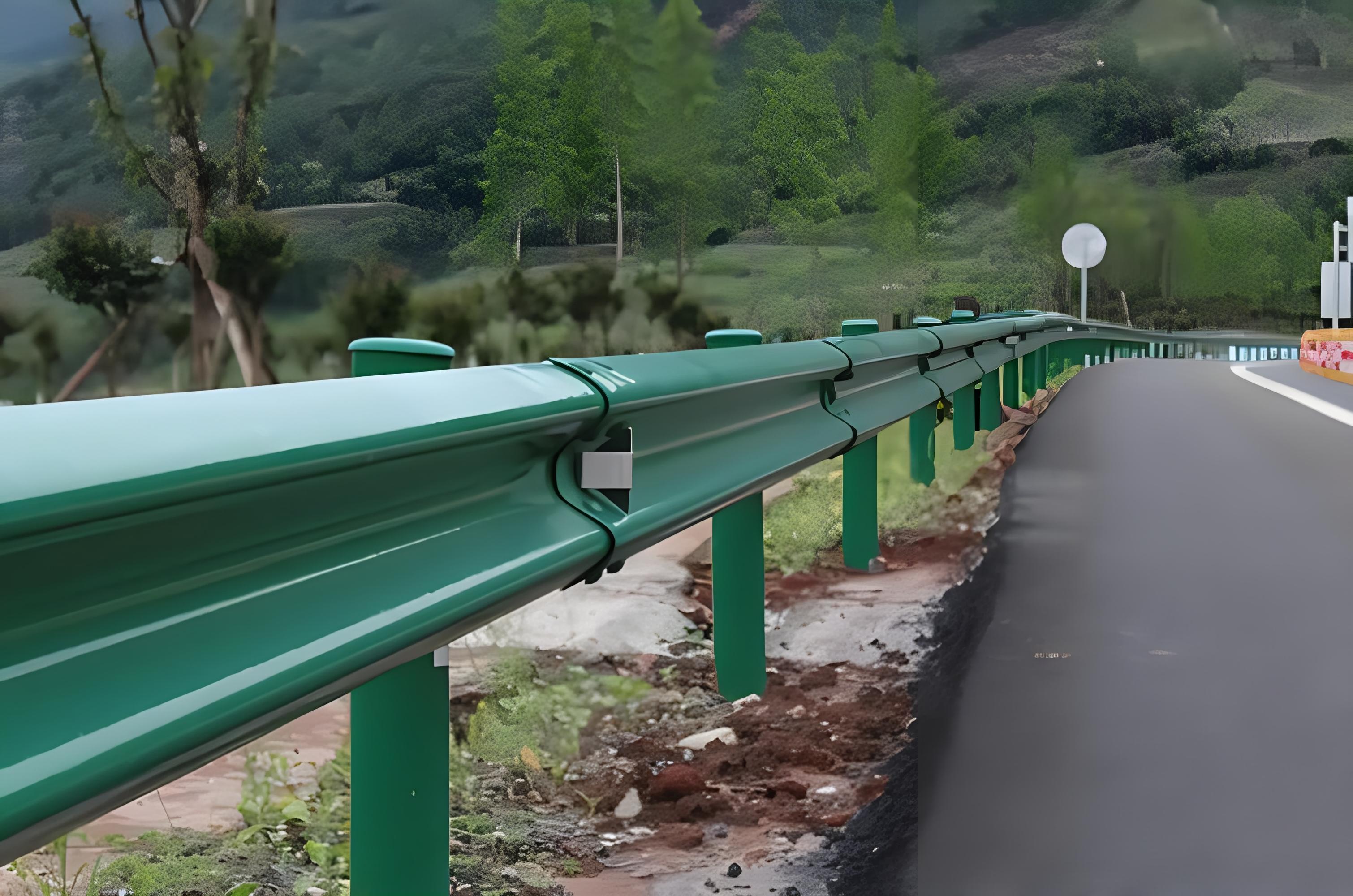 广西波形护栏保护道路安全的重要设施