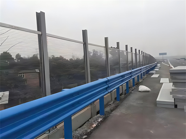 广西公路防撞钢护栏